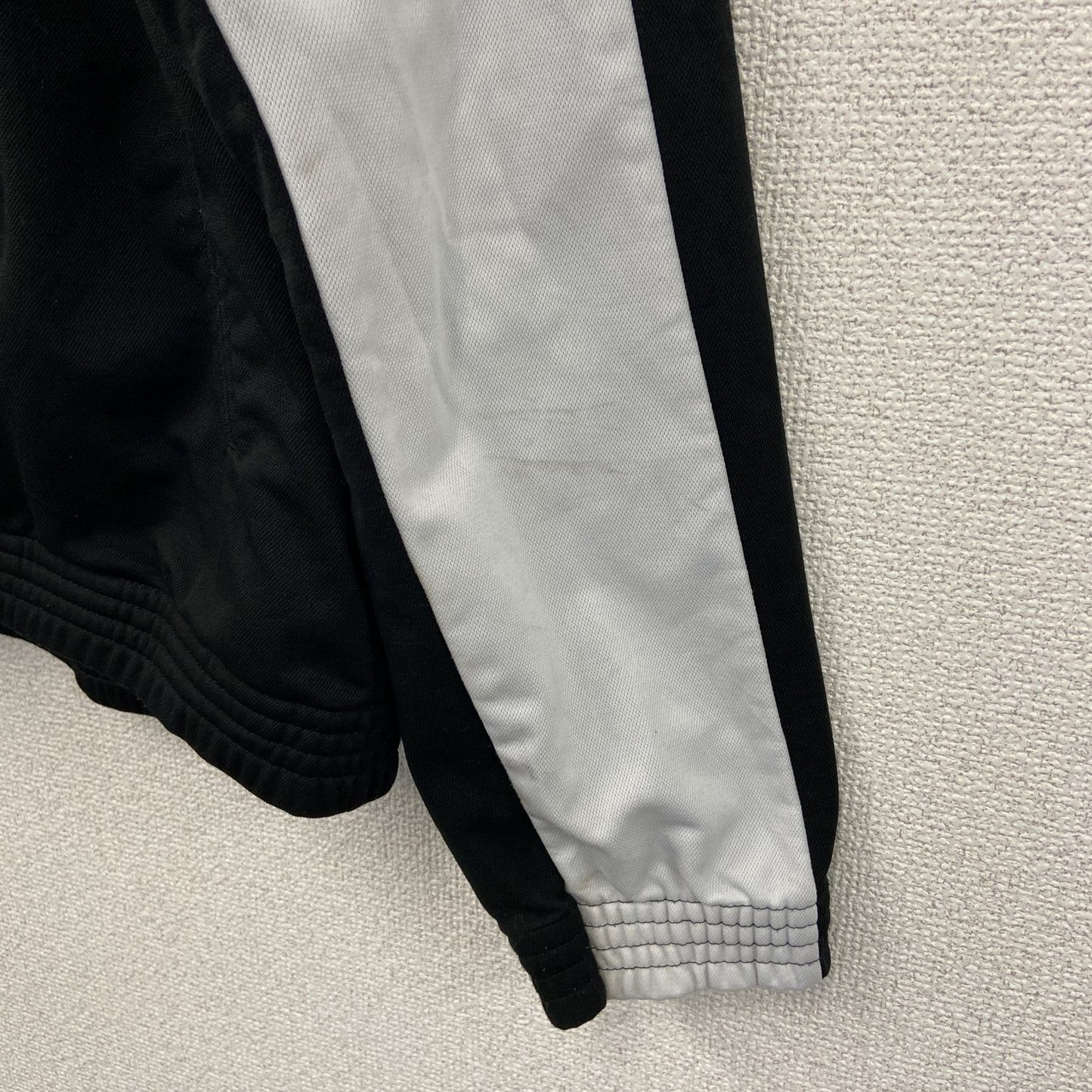 errea　エレア　トラックジャケット/ジャージ　黒　ブラック　Lサイズ