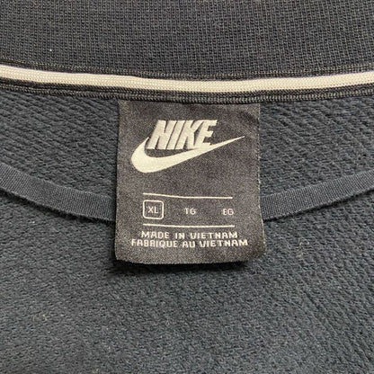 古着 used　NIKE　ナイキ　長袖ロゴプリントカーディガン　ボレロ　黒　ブラック　秋冬服　ビッグシルエット　XLサイズ