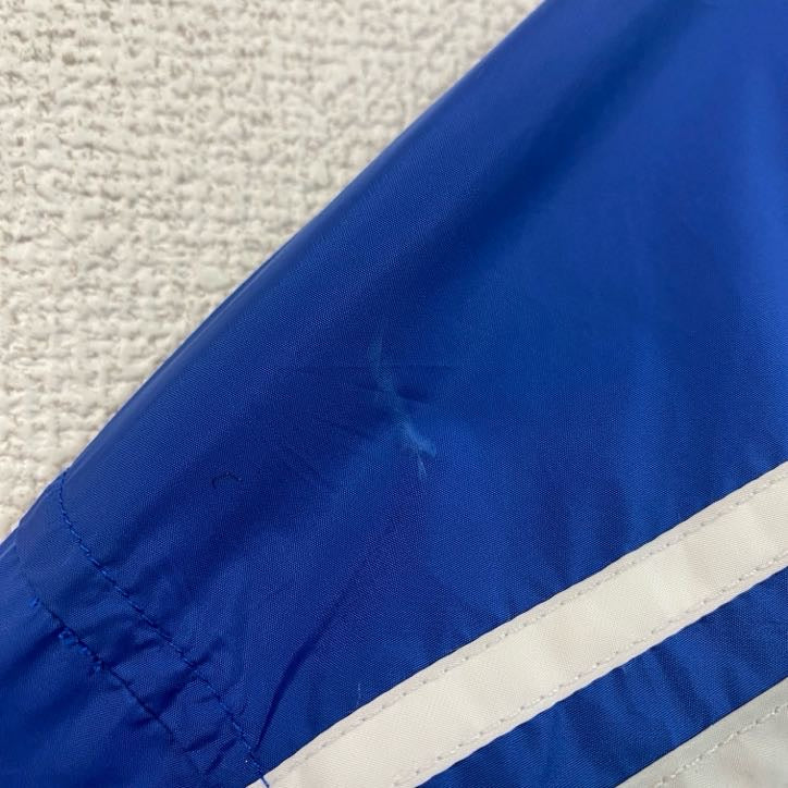 adidas　アディダス　プルオーバーナイロンジャケット　青　ブルー　2XLサイズ