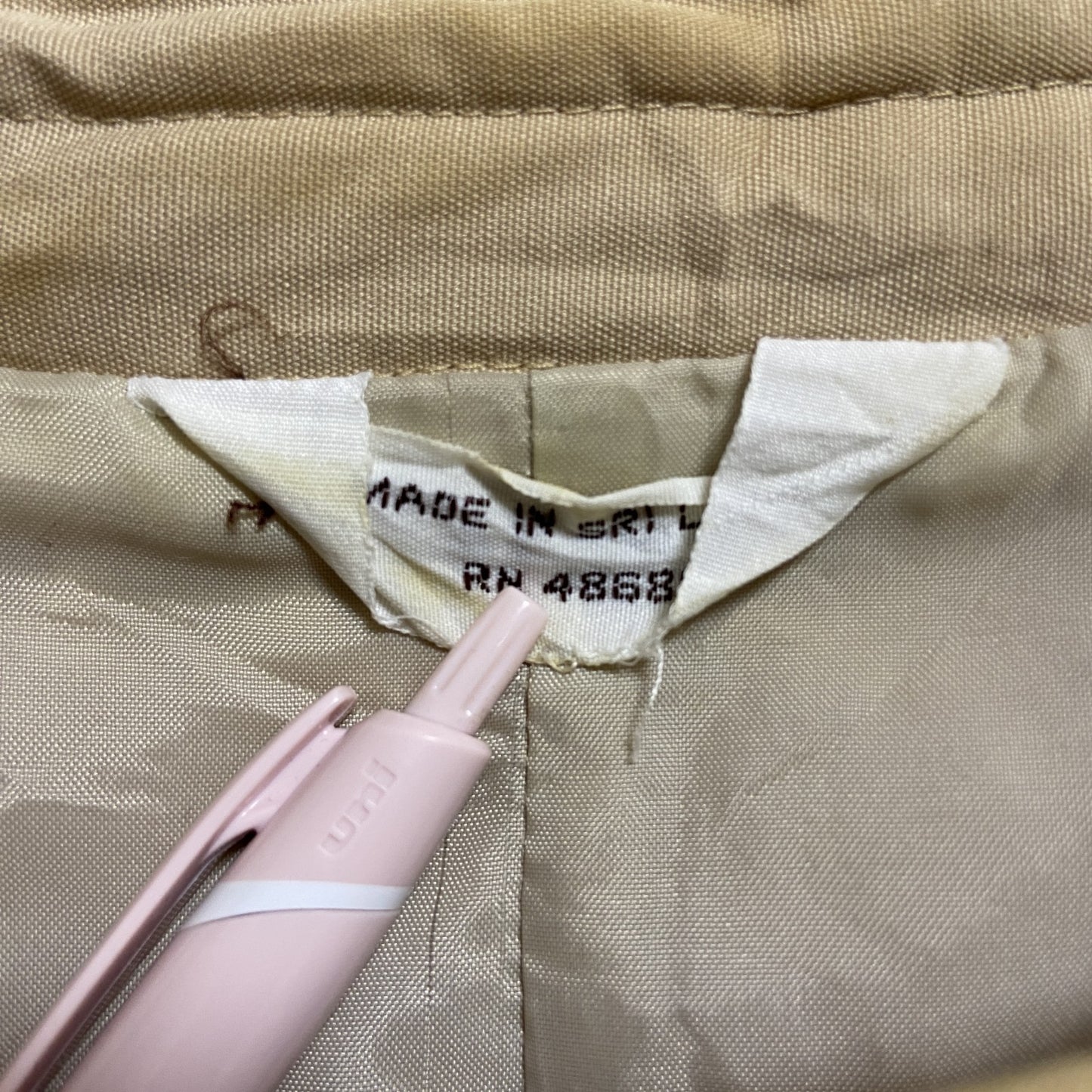 古着 used　長袖ハイネックブルゾン　ジップアップジャンパー　ノームコア　シンプル　VALLEY　ベージュ　秋冬服　レトロ