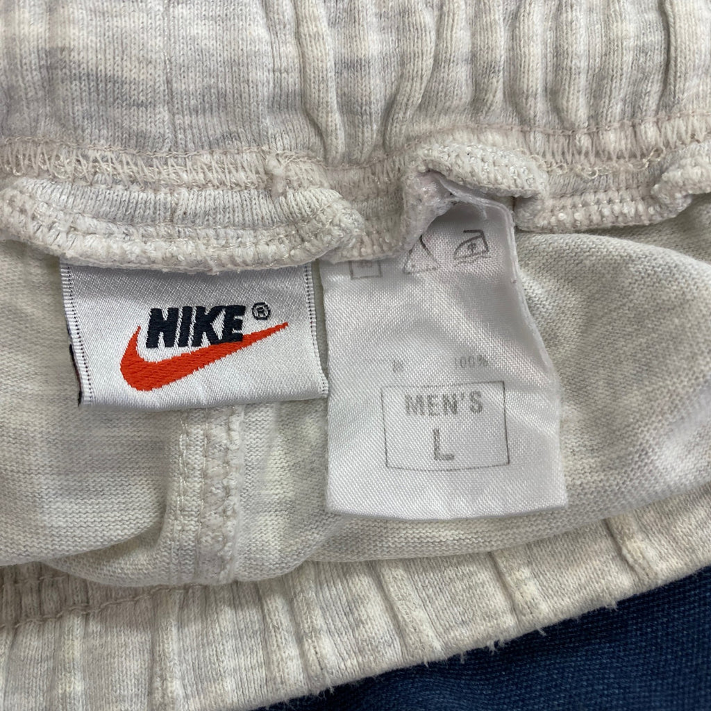 90s　NIKE　ナイキ　スウェットハーフパンツ/ショートパンツ　ヴィンテージ　グレー　灰色　Lサイズ　古着