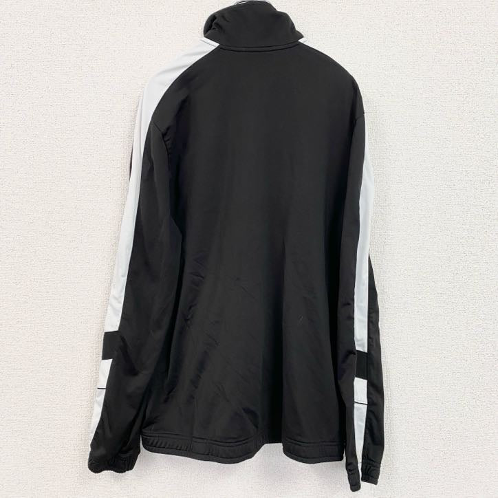 古着 used　PUMA　プーマ　長袖ジャージ　トラックジャケット　ワンポイントロゴ刺繍　黒　ブラック　Lサイズ