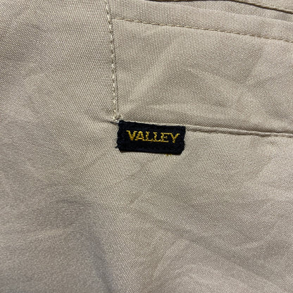 古着 used　長袖ハイネックブルゾン　ジップアップジャンパー　ノームコア　シンプル　VALLEY　ベージュ　秋冬服　レトロ