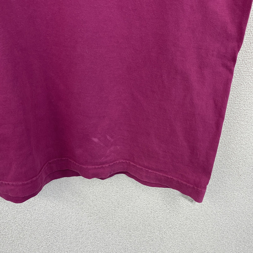 UNDEFEATED　アンディフィーテッド　半袖プリントTシャツ　ピンク　Mサイズ　　古着