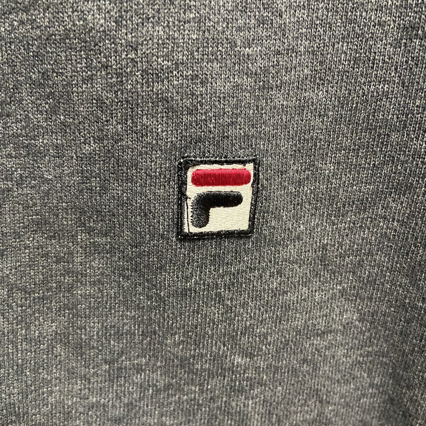 古着 used　FILA　フィラ　長袖ハーフジップスウェット　ポイント刺繍トレーナー　ダークグレー　ビッグシルエット　XLサイズ