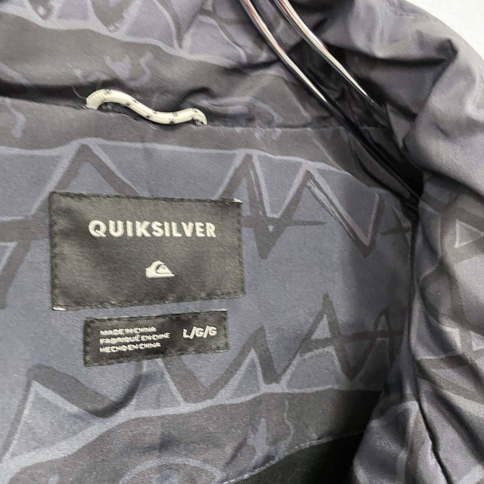 Quiksilver　クイックシルバー　中綿ベスト　紺　ネイビー　総柄　Lサイズ　古着