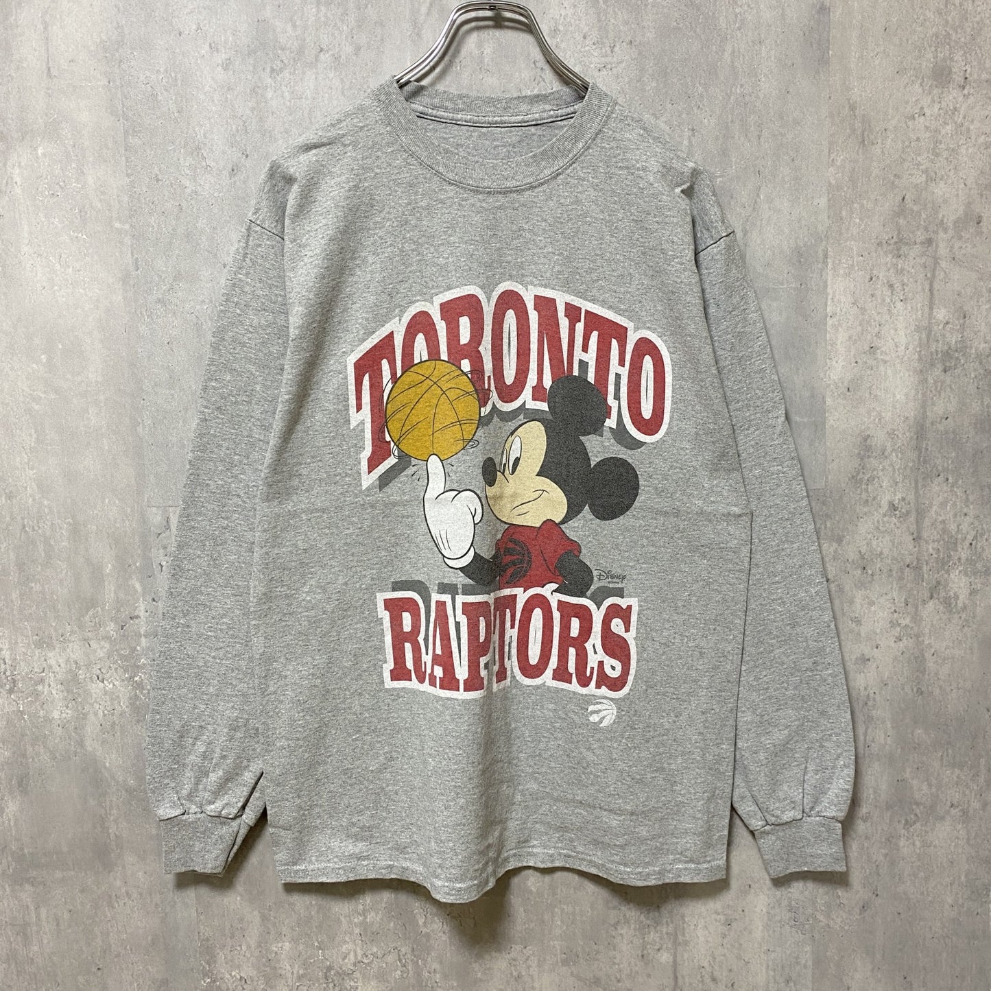 古着 used　Disney　ディズニー　Mickey Mouse　ミッキー　長袖プリントTシャツ　グレー　レトロ　クルーネック