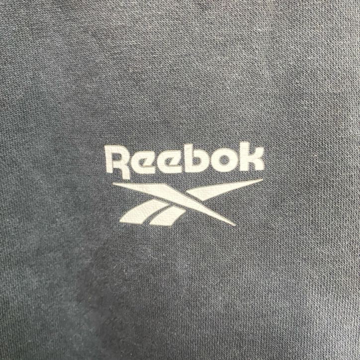 Reebok　リーボック　スウェット/トレーナー　黒　ブラック　古着