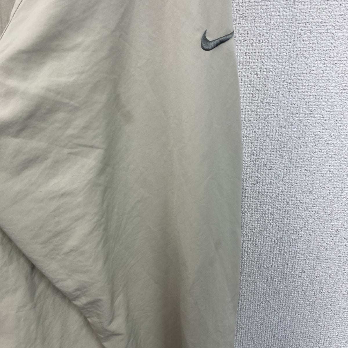 NIKE　ナイキ　プルオーバージャケット　ハーフジップ　スウッシュロゴ　ベージュ　XXLサイズ　古着