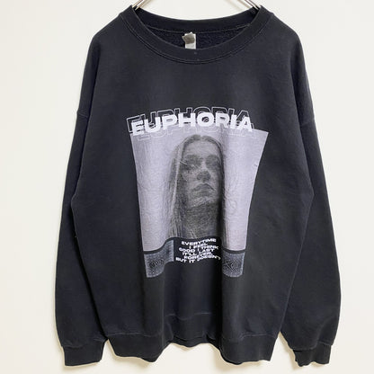 古着 used　GILDAN ギルダン　長袖グラフィックプリントスウェット　トレーナー　EUPHORIA　黒　ブラック　Lサイズ