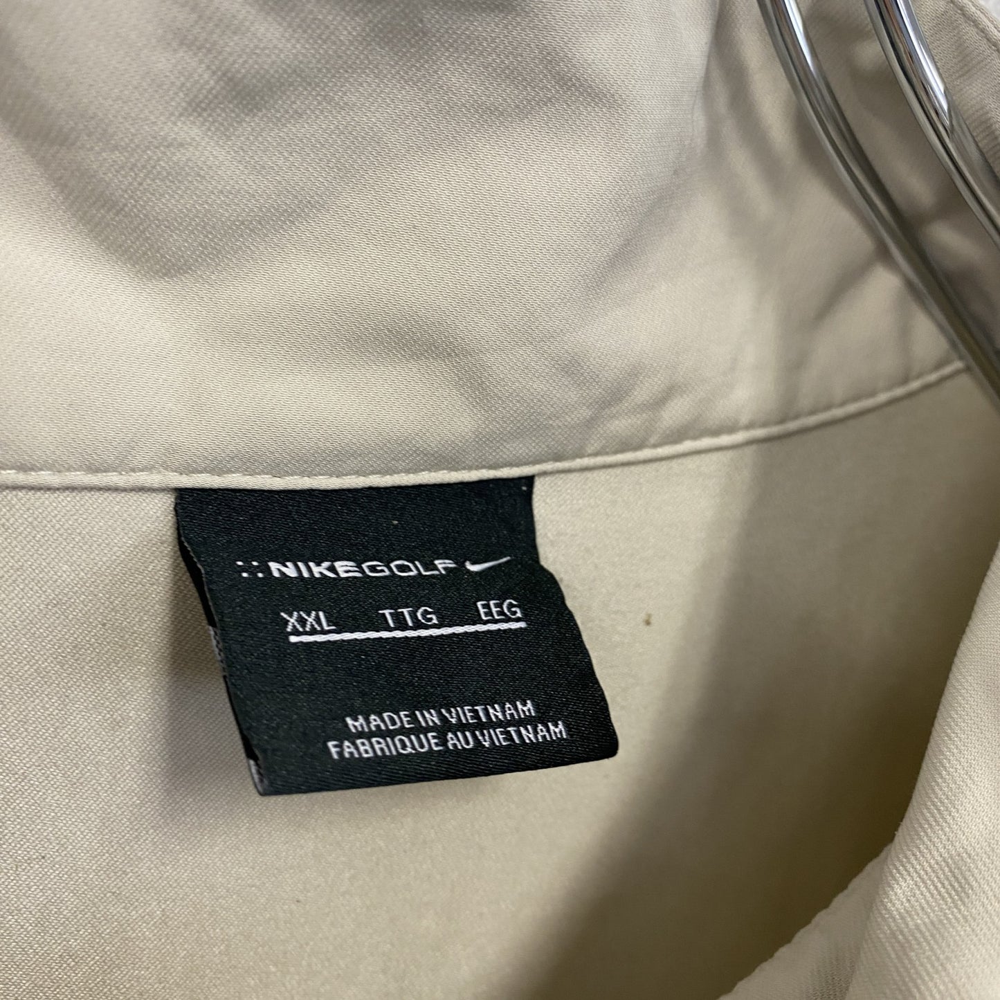 NIKE　ナイキ　プルオーバージャケット　ハーフジップ　スウッシュロゴ　ベージュ　XXLサイズ