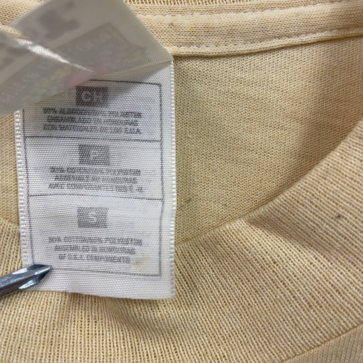 00s　FRUIT OF THE LOOM　フルーツオブザルーム　半袖プリントTシャツ　黄色　ライトイエロー　Sサイズ カットソー メンズ コットン 古着
