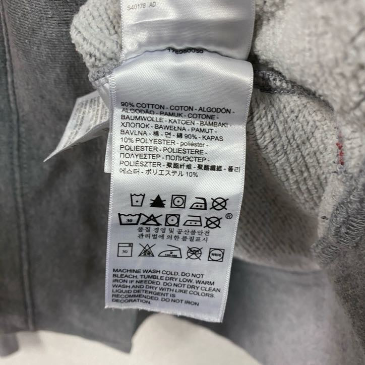 Levi’s　リーバイス　スウェット/トレーナー　前V　グレー　灰色　Lサイズ　古着