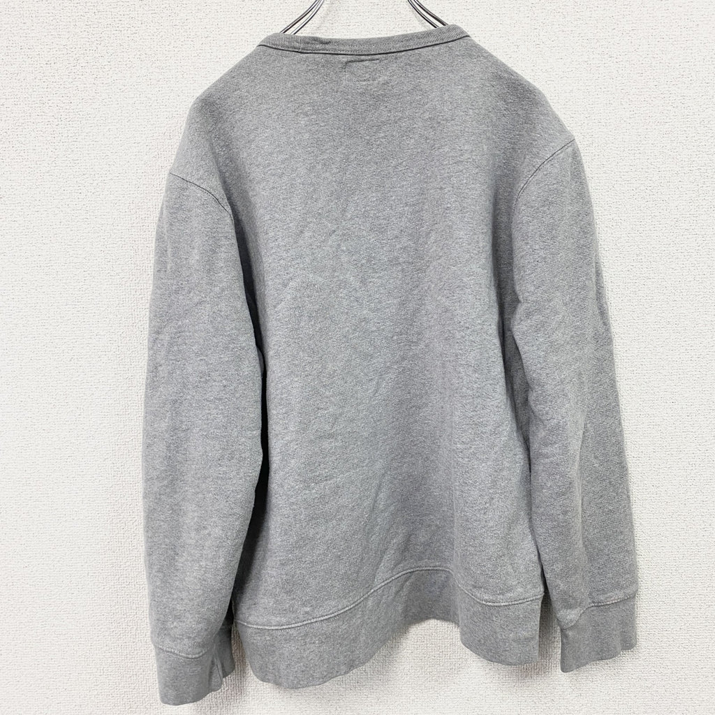 Levi’s　リーバイス　スウェット/トレーナー　前V　グレー　灰色　Lサイズ　古着