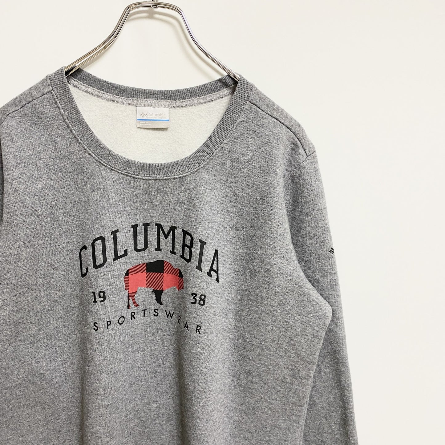 古着 used　Columbia　コロンビア　長袖プリントスウェット　トレーナー　クルーネック　グレー　秋冬服　XLサイズ