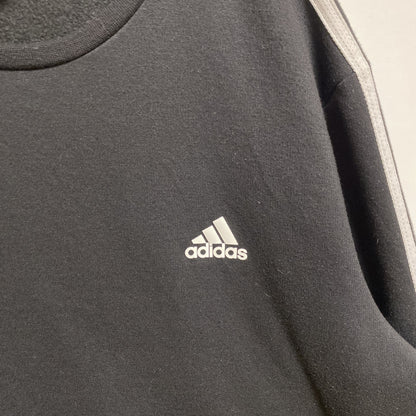 古着 used　adidas　アディダス　長袖ロゴプリントスウェット　トレーナー　袖ライン　クルーネック　黒　ブラック　XLサイズ