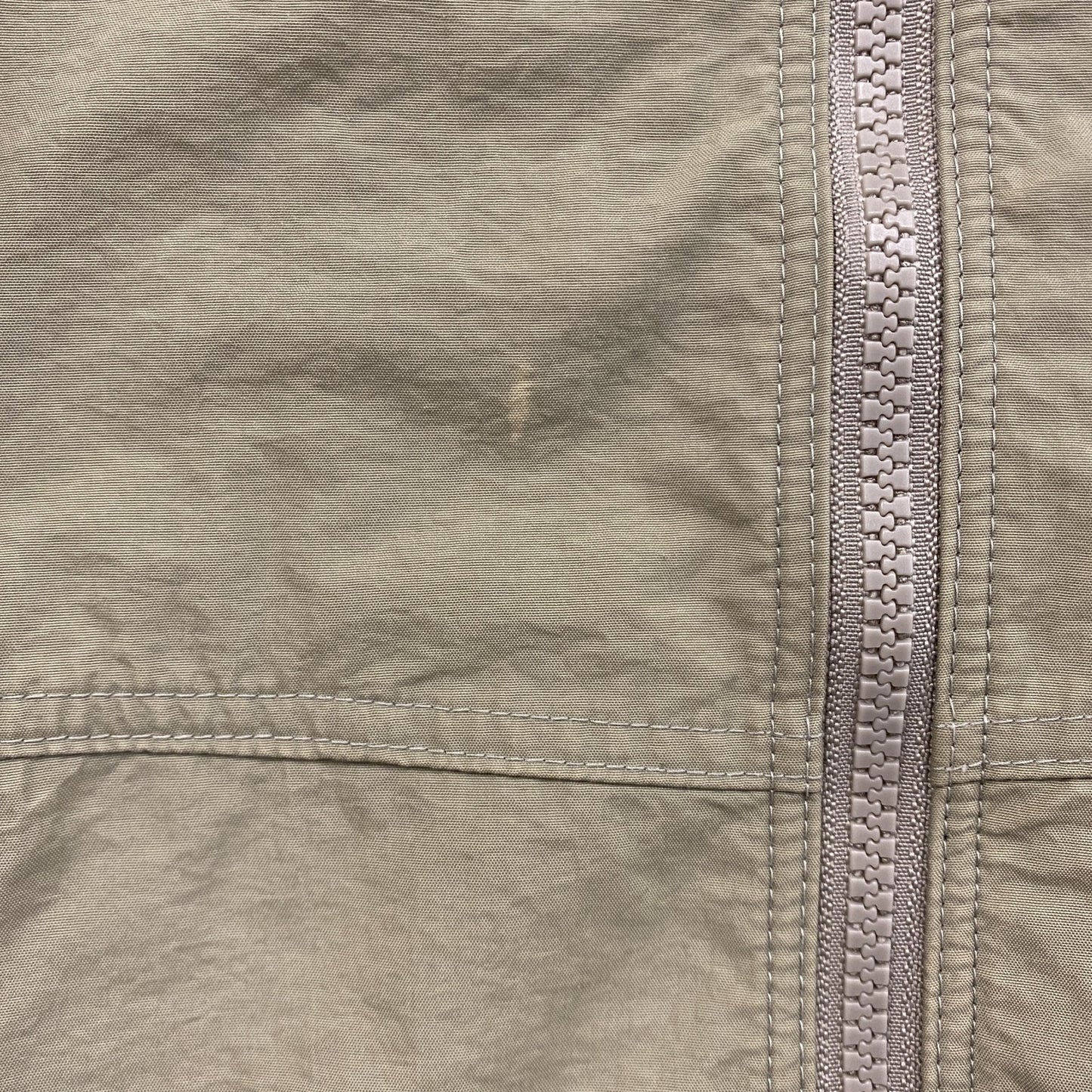 HELLY HANSENN　ヘリーハンセン　ナイロンジャケット　カーキ