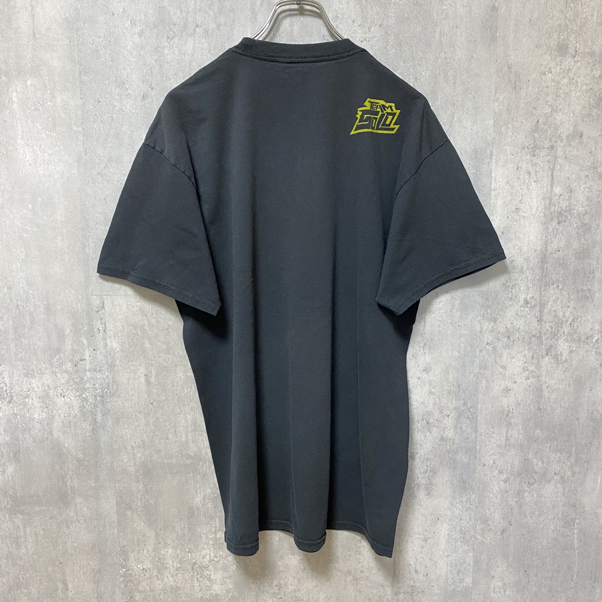半袖プリントTシャツ　黒　ブラック　レトロ　デザイン　個性的　クルーネック　春夏服　Lサイズ　古着