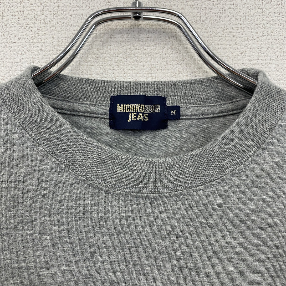 古着 used　MICHIKO LONDON JEANS　ミチコロンドンジーンズ　半袖プリントTシャツ　グレー　Mサイズ カットソー メンズ 古着