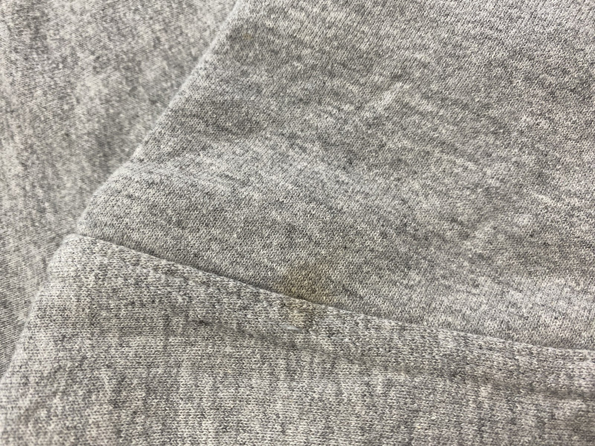champion　チャンピオン　スウェットパーカー/フーディー　グレー　灰色　Mサイズ　古着