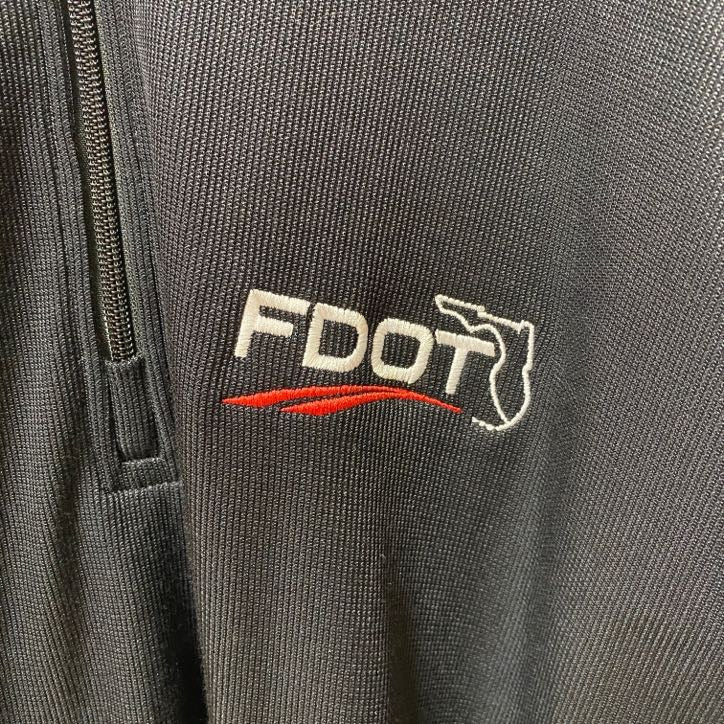 PORT AUTHORITY 長袖ハーフジップロゴ刺繍トラックジャケット　ジャージ　黒　ブラック　Lサイズ　古着