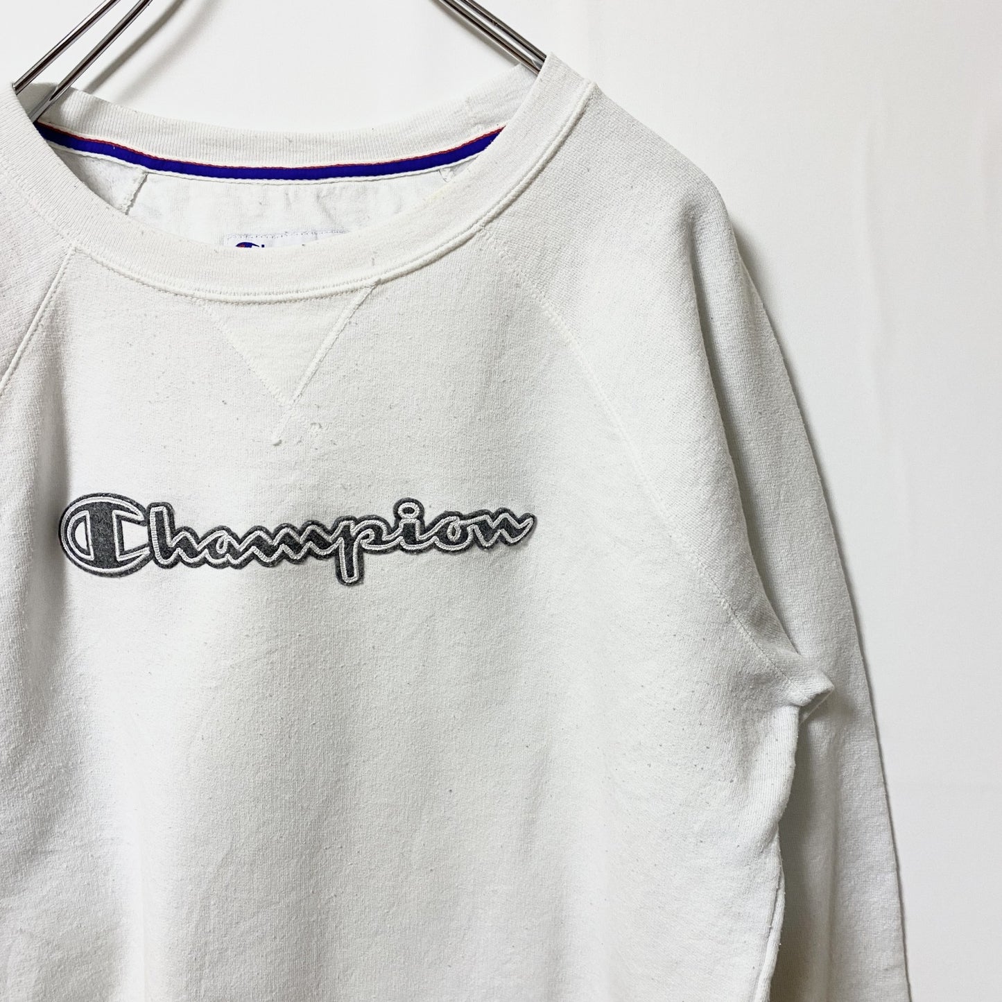 古着 used Champion チャンピオン　長袖クルーネックロゴスウェット　トレーナー　白　レトロデザイン　Mサイズ