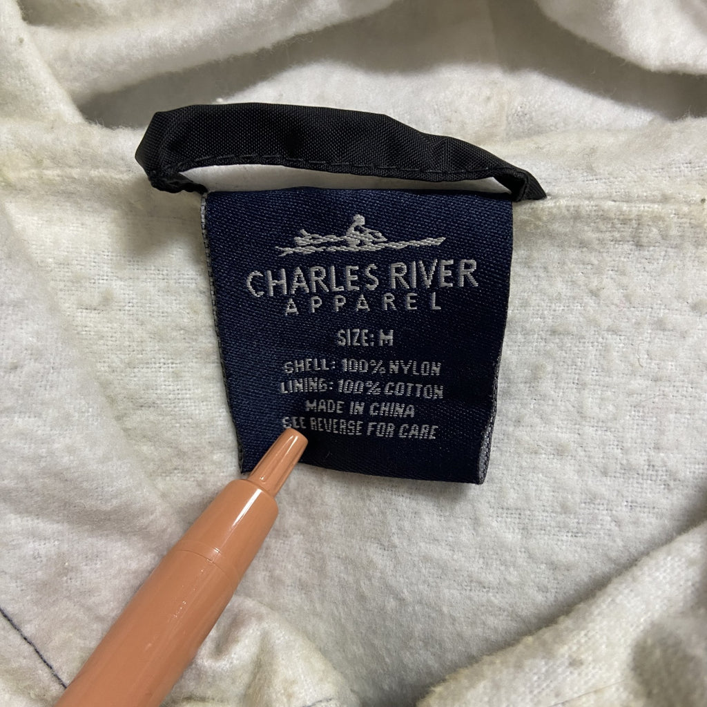 CHARLES RIVER　長袖カレッジ刺繍ナイロンジャケット　ボール州立大学　フットボール　黒　ブラック　赤　レッド　Mサイズ　古着