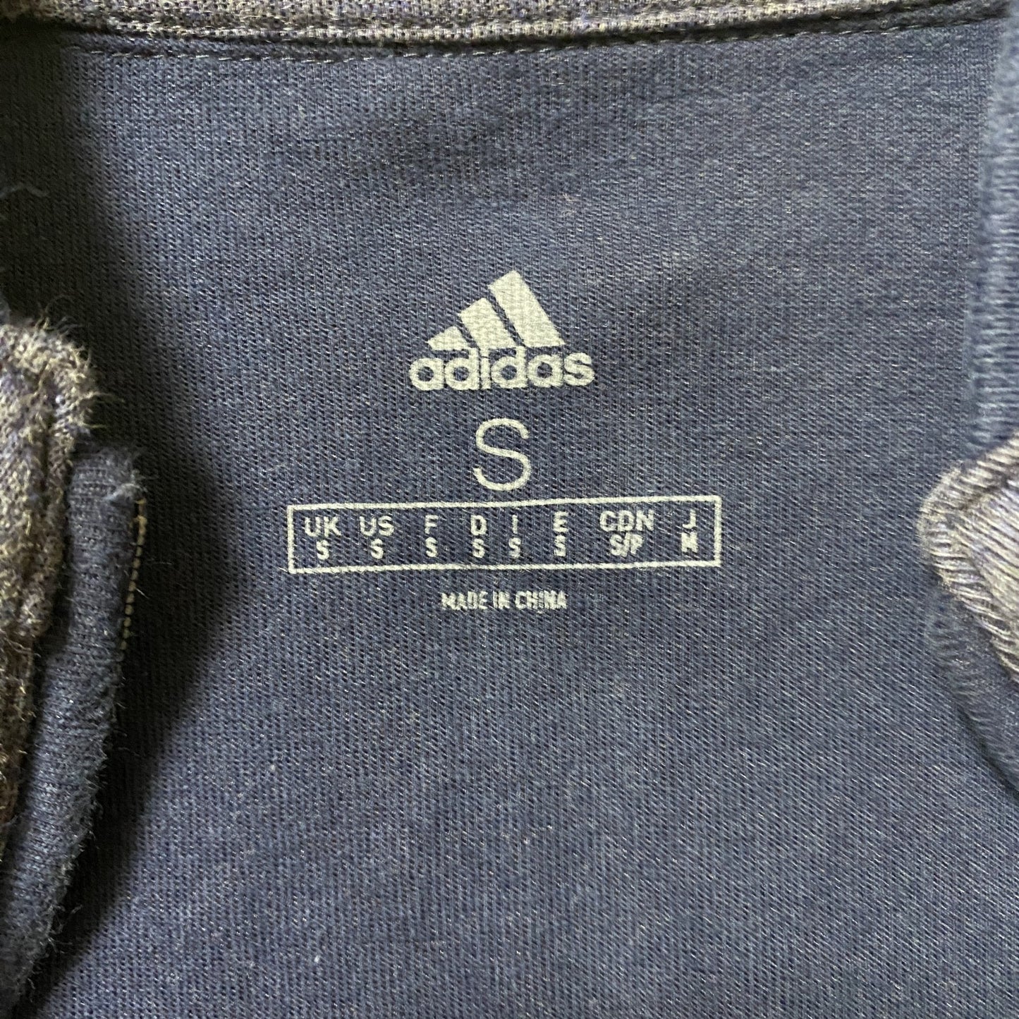 古着 used　adidas アディダス　長袖ハーフジップワンポイント刺繍スウェット　トレーナー　ネイビー　Sサイズ