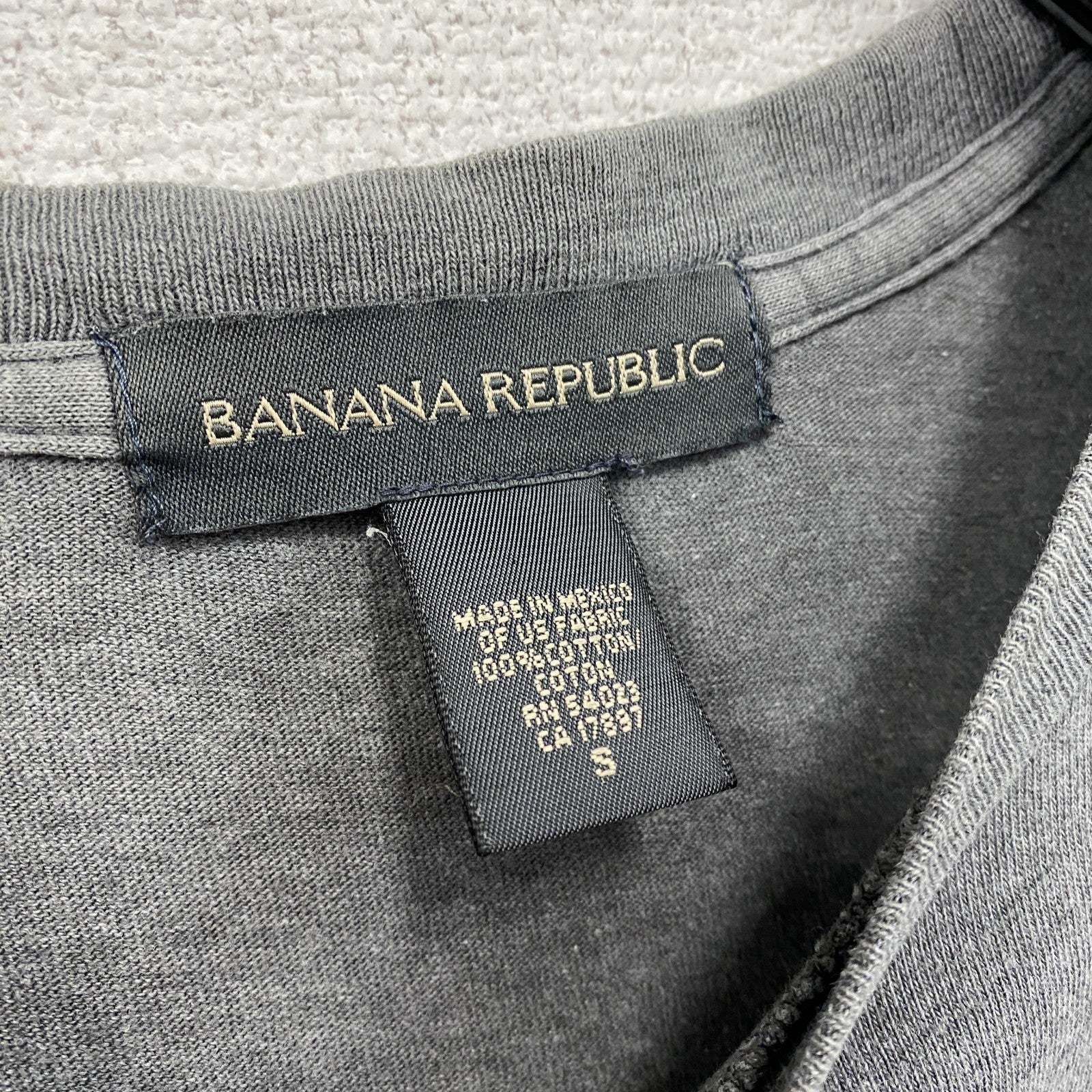 00s　BANANA REPUBLIC　バナナリパブリック　半袖プリントTシャツ　ヴィンテージ　グレー　灰色　Sサイズ　古着
