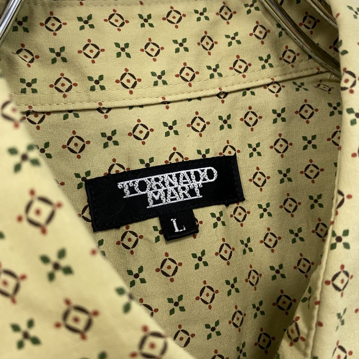 TORNADOMART　トルネードマート　半袖シャツ　柄シャツ　ベージュ　Lサイズ