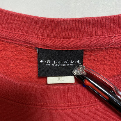 古着 used　FRIENDS　長袖プリントスウェット　トレーナー　クリスマス　サンタ　赤　レッド　ビッグシルエット　XLサイズ