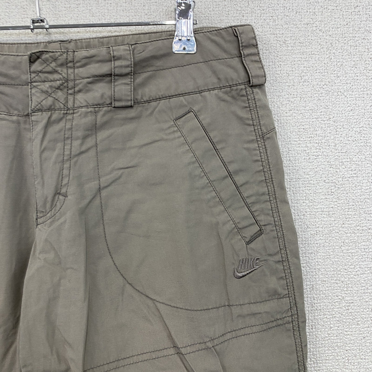 NIKE　ナイキ　ハーフパンツ　7分丈パンツ　クロップドパンツ　ジップフライ　グレージュ　Sサイズ　古着