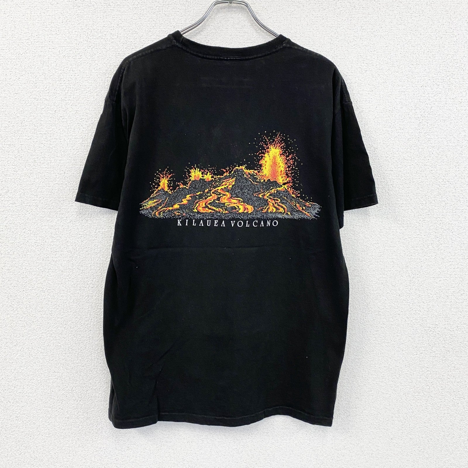 00s　キラウエア火山　半袖プリントTシャツ　ヴィンテージ　黒　ブラック　古着