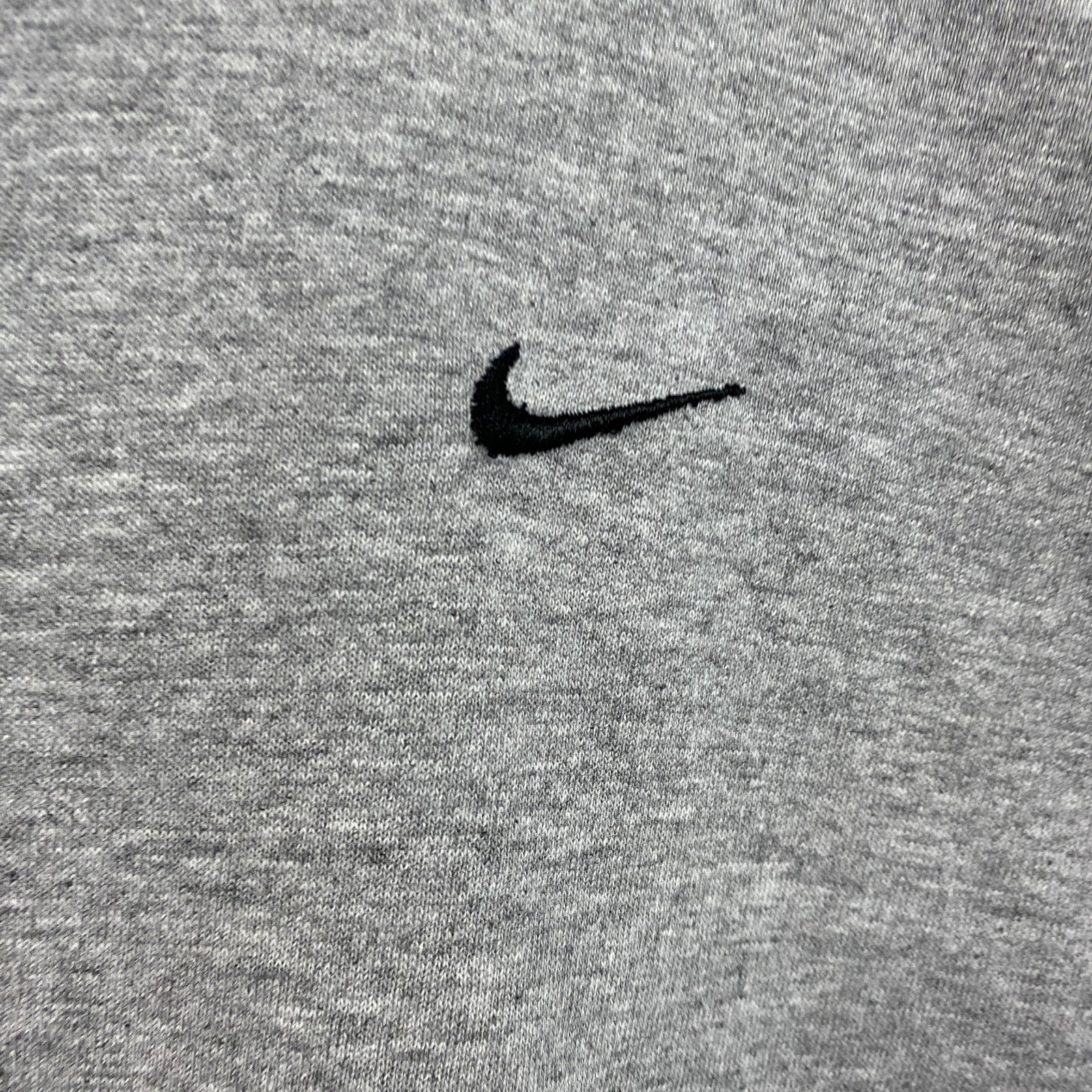 00s　NIKE　ナイキ　半袖Tシャツ　ヴィンテージ　刺繍ロゴ　グレー　灰色　2XLサイズ　古着