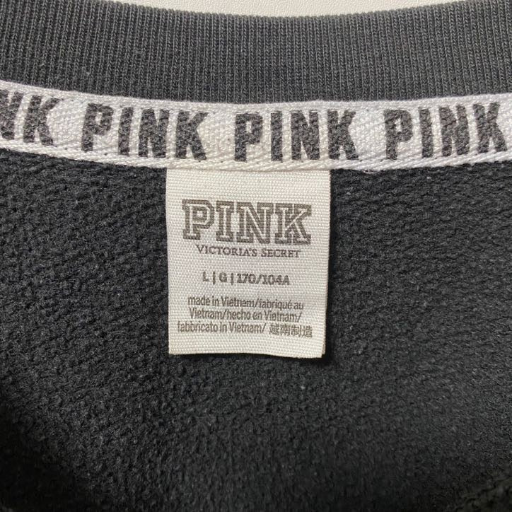 古着 used PINK VICTORIAS SECRET 長袖ラグランスリーブワンポイントロゴスウェット　バックデザイン　黒