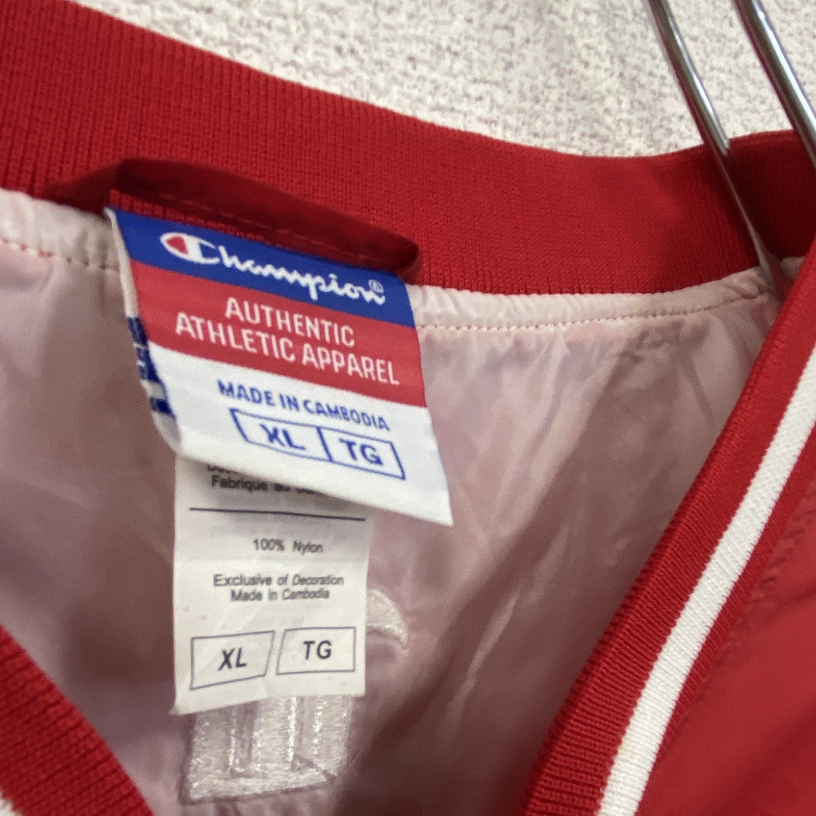 Champion　チャンピオン　ナイロンジャケットプルオーバー　赤　レッド　XLサイズ　古着