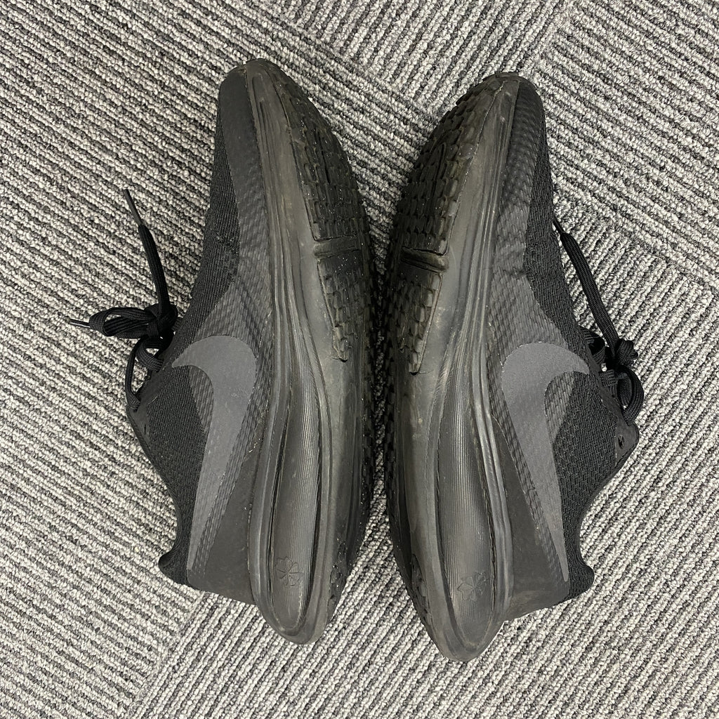 NIKE　ナイキ　Revolution 8　スニーカー/ランニングシューズ　黒　ブラック　24cm　古着