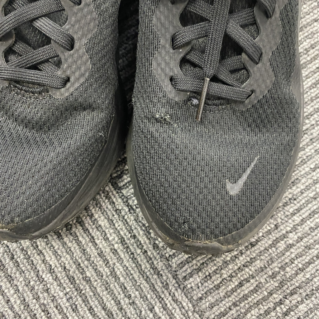 NIKE　ナイキ　Revolution 8　スニーカー/ランニングシューズ　黒　ブラック　24cm　古着