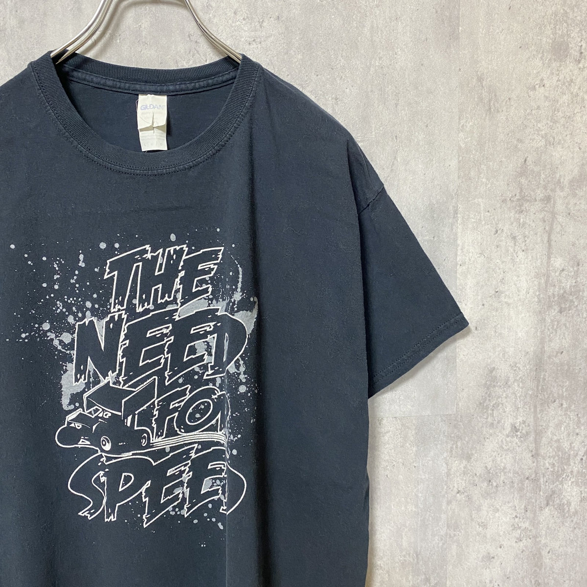 GILDAN　ギルダン　半袖プリントTシャツ　4連プリント　ペンキプリント　英字プリント　黒　ブラック　Lサイズ　古着