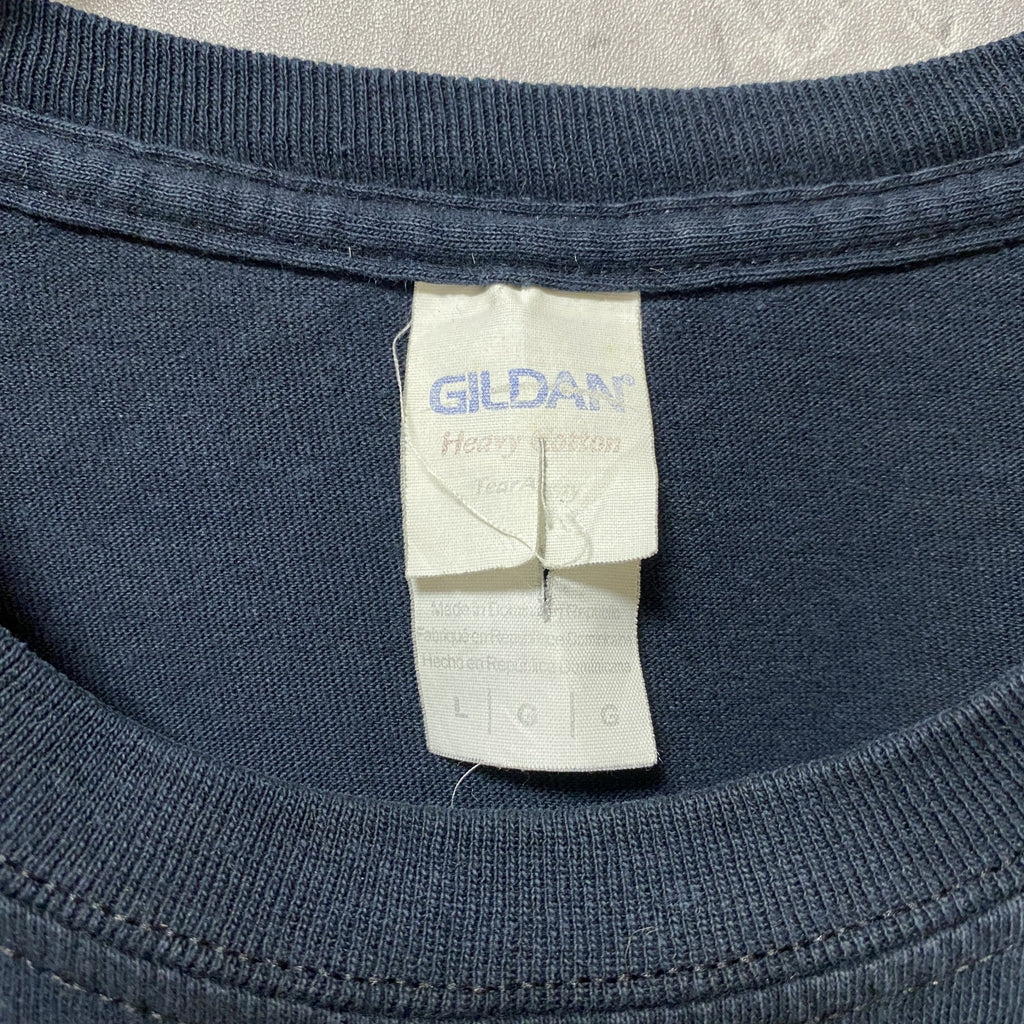 GILDAN　ギルダン　半袖プリントTシャツ　4連プリント　ペンキプリント　英字プリント　黒　ブラック　Lサイズ　古着