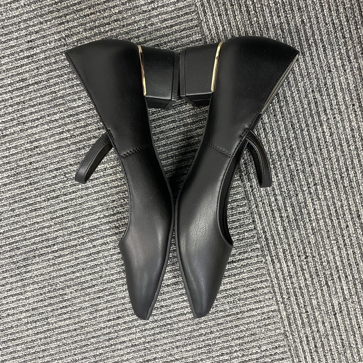 ABC SELECT　パフポインテッドストラップパンプス　黒　ブラック　XLサイズ　古着