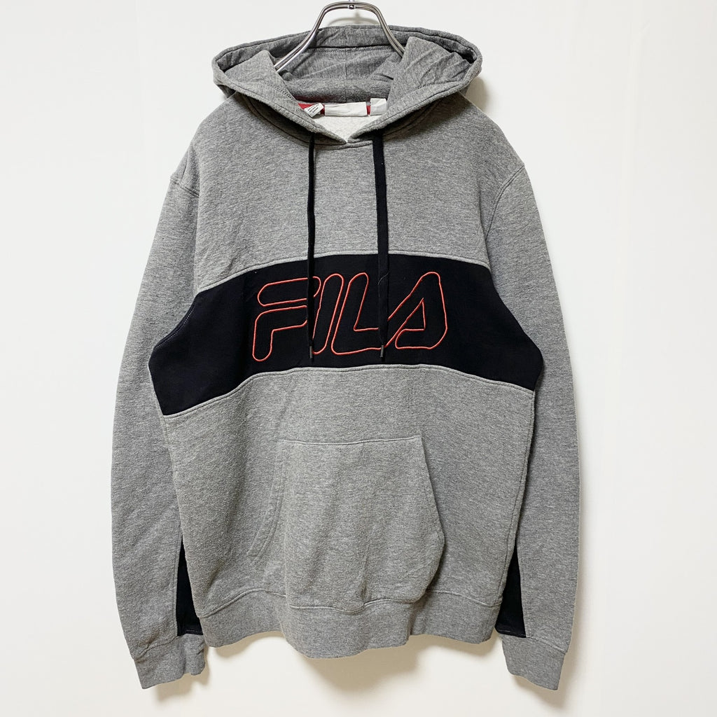 FILA フィラ　長袖ロゴプリントパーカー　フード付きトレーナー　グレー　灰色　ブラック　秋冬服　Mサイズ　古着