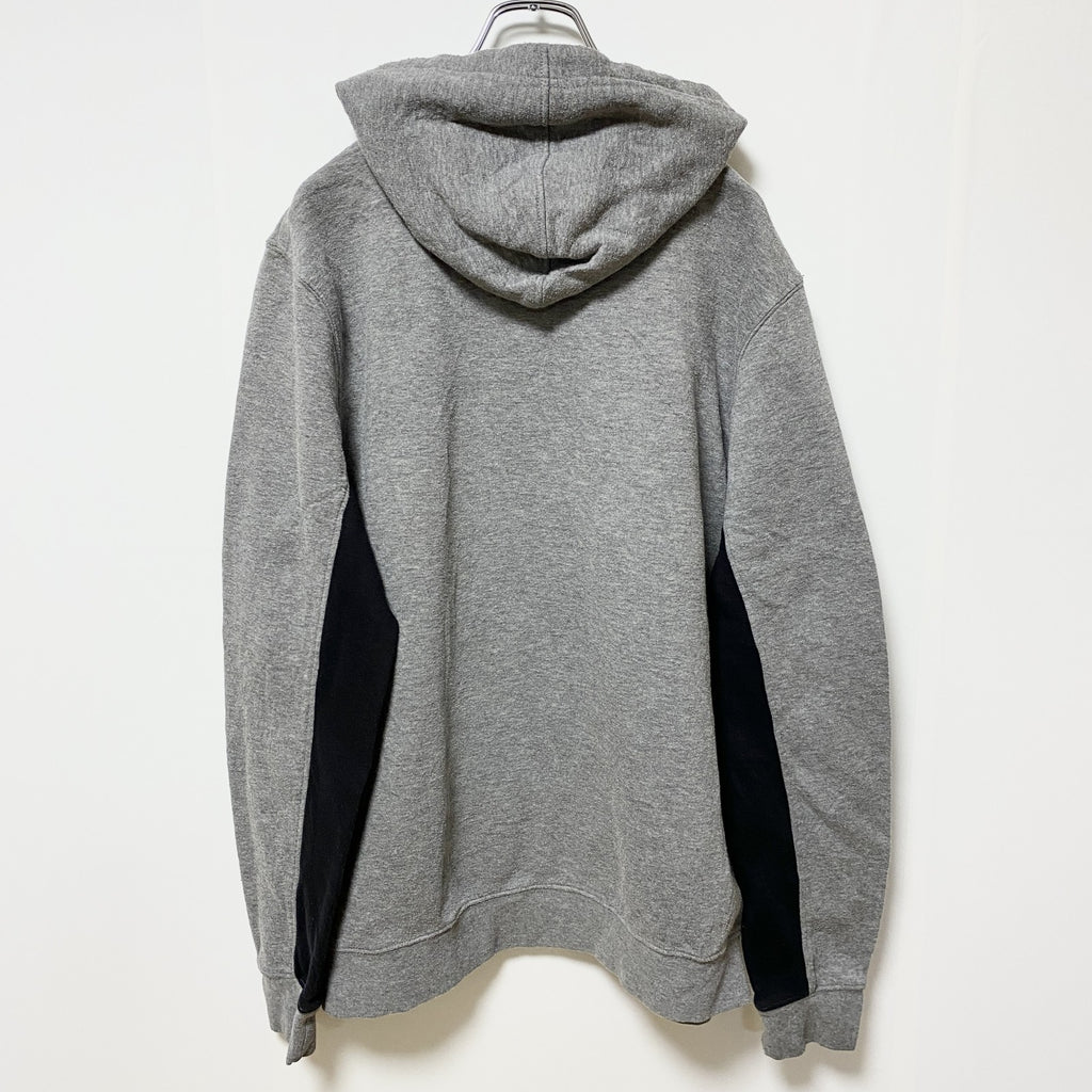 FILA フィラ　長袖ロゴプリントパーカー　フード付きトレーナー　グレー　灰色　ブラック　秋冬服　Mサイズ　古着