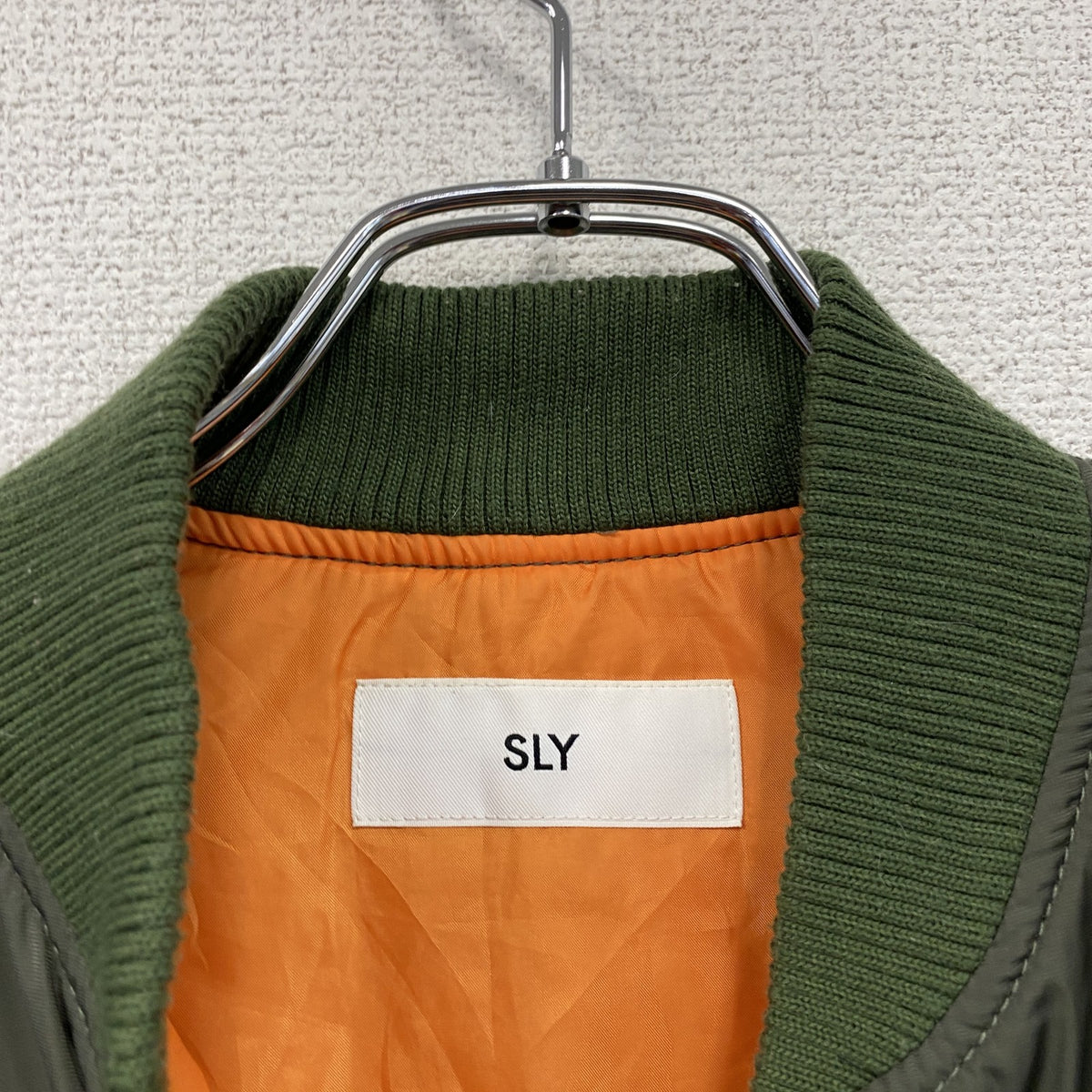 SLY　スライ　MA-1　ボンバージャケット　中綿入り　カーキ　フリーサイズ　古着
