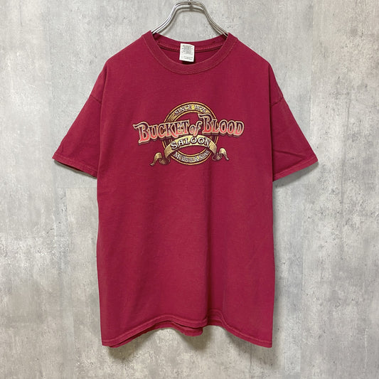 古着 used　GILDAN　ギルダン　BUCKET of BLOOD　半袖プリントTシャツ　バックプリント　赤　Lサイズ