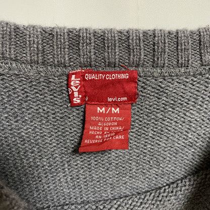 古着 used　LEVI’S　リーバイス　長袖クルーネックニット　セーター　グレー　緑　グリーン　秋冬服　Mサイズ