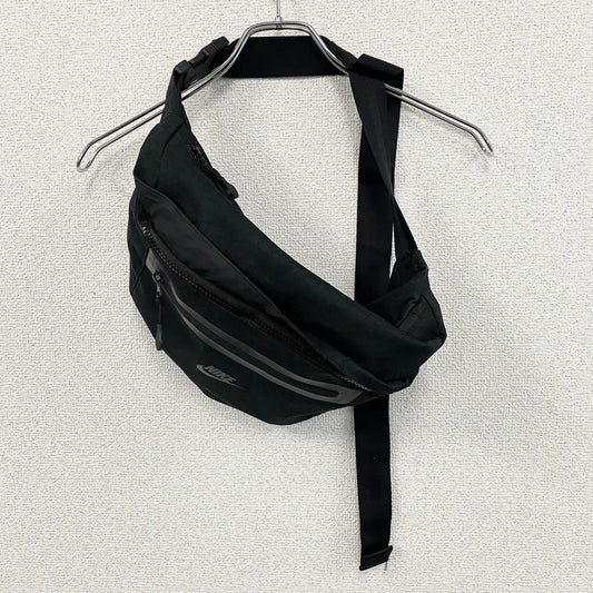 NIKE　ナイキ　エレメンタルPRMウエストバッグ　ボディバッグ/ウエストポーチ　黒　ブラック　