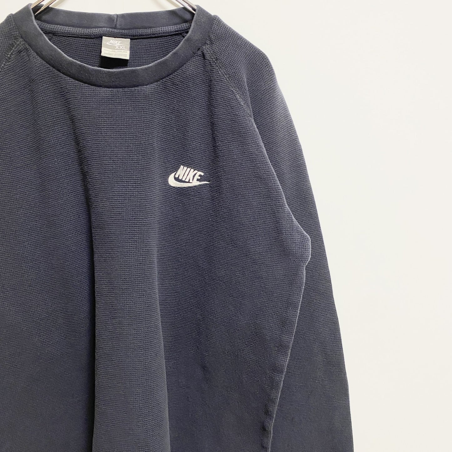 古着 used　00s　NIKE　ナイキ　長袖ワンポイント刺繍スウェット　トレーナー　グレー　ヴィンテージ　秋冬服　2XLサイズ