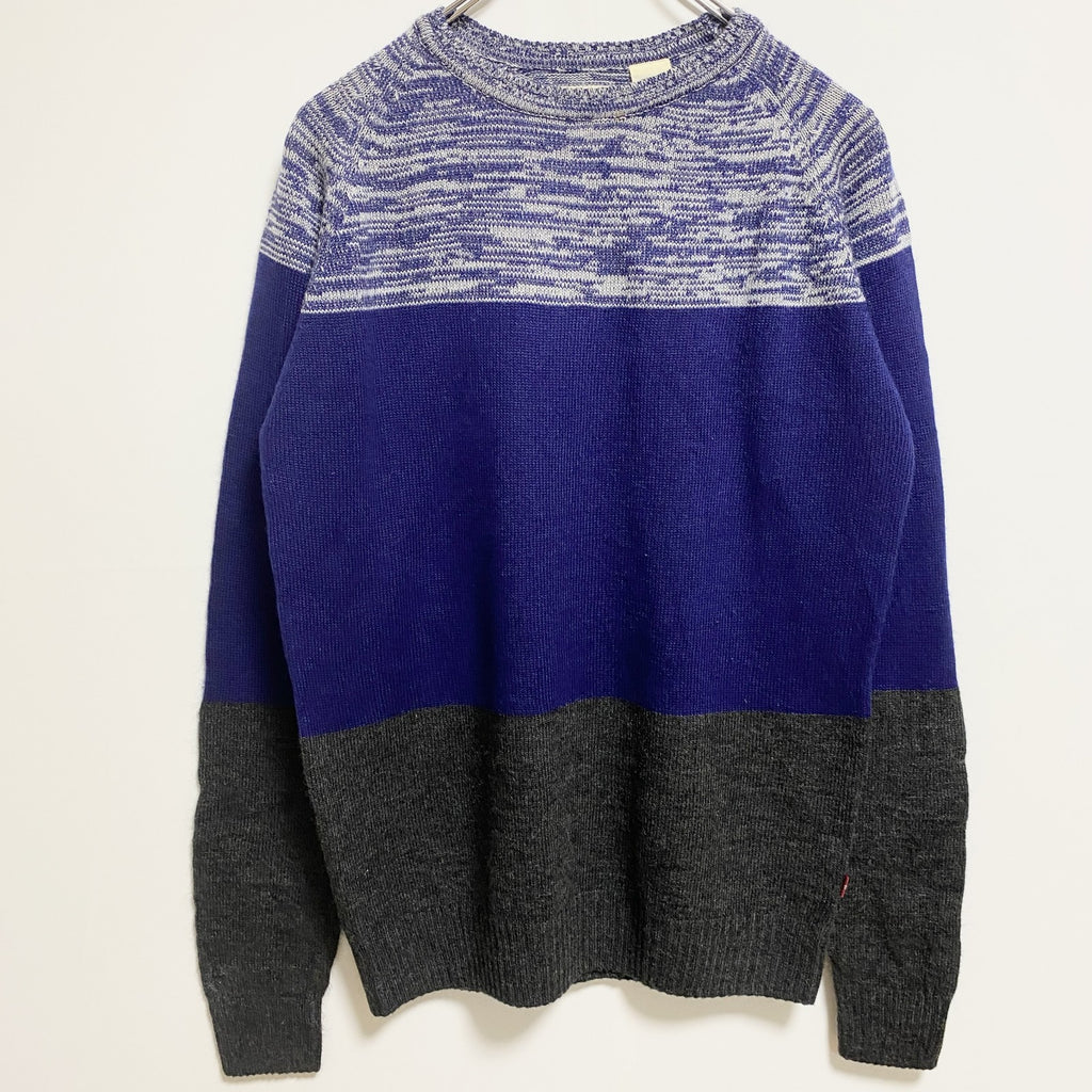 LEVI’S　リーバイス　薄手ニットセーター　三段配色　無地　紺　ネイビー　灰色　グレー　Mサイズ　古着