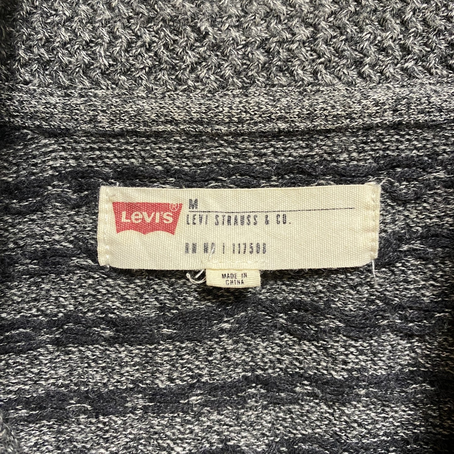 古着 used　LEVI’S　リーバイス　長袖フェアアイル柄ニット　セーター　ショールカラー　グレー　秋冬服　Mサイズ